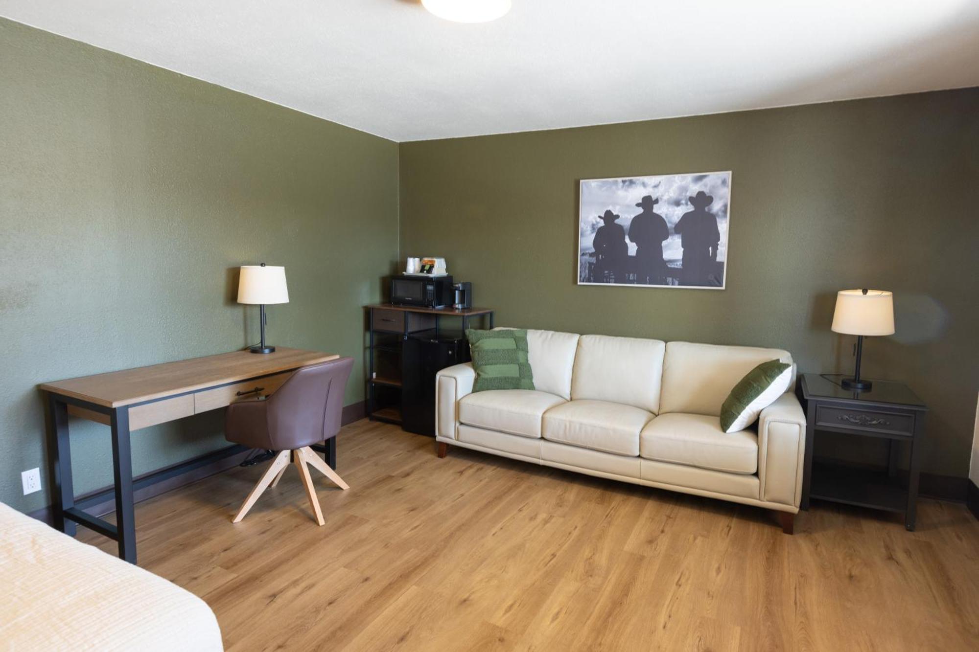 The Golden Spur Hotel Panguitch Room photo
