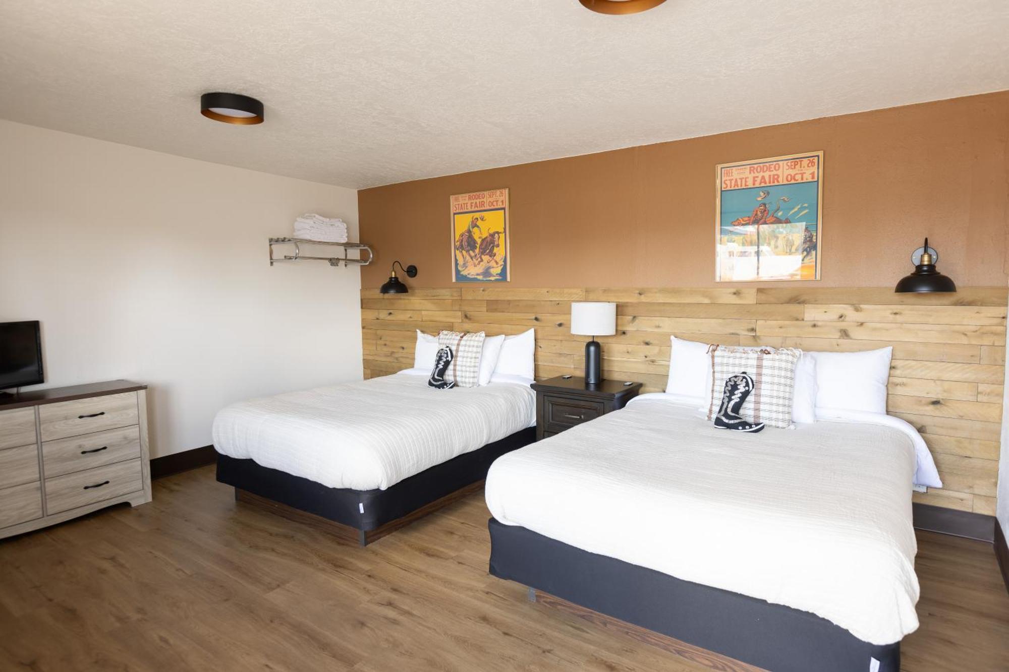 The Golden Spur Hotel Panguitch Room photo