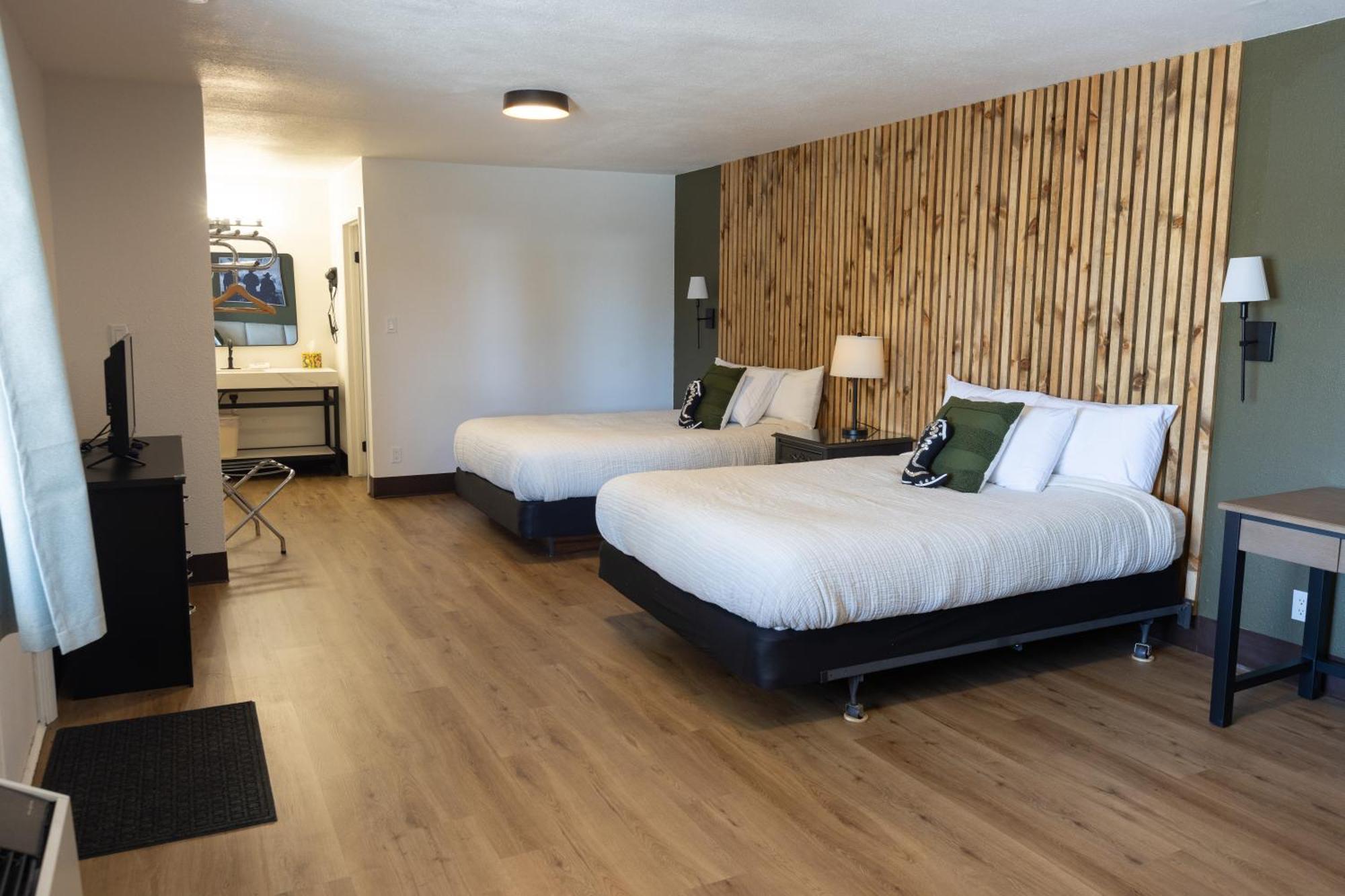 The Golden Spur Hotel Panguitch Room photo