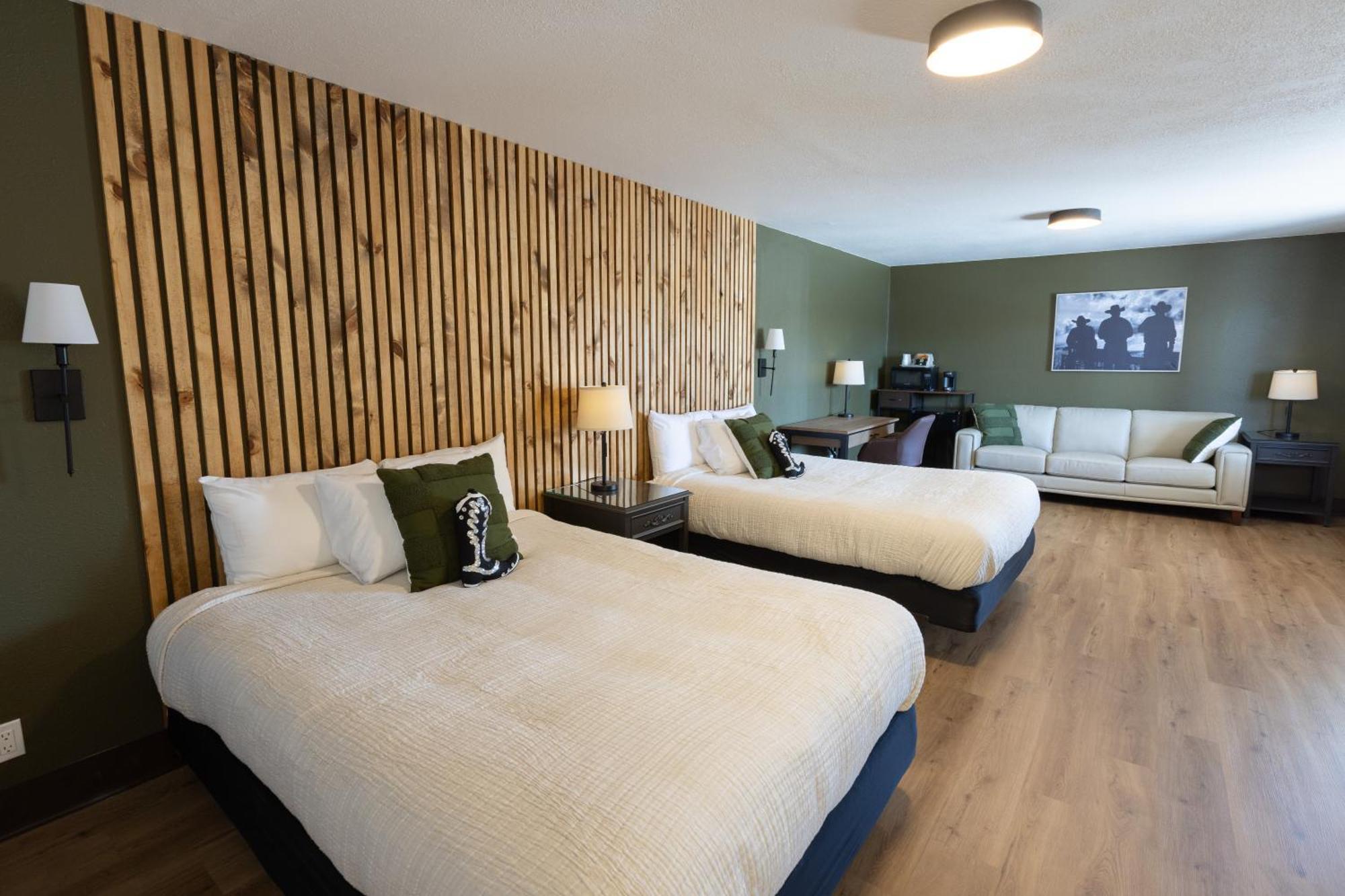 The Golden Spur Hotel Panguitch Room photo