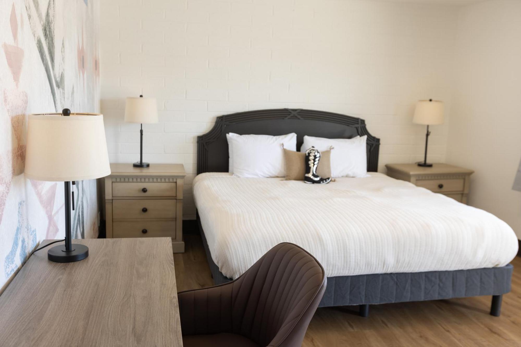 The Golden Spur Hotel Panguitch Room photo